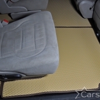 Автомобильные коврики EVA на Dodge Grand Caravan V (2007-2020) 2 ряд: кресла 1+1 убираются в пол